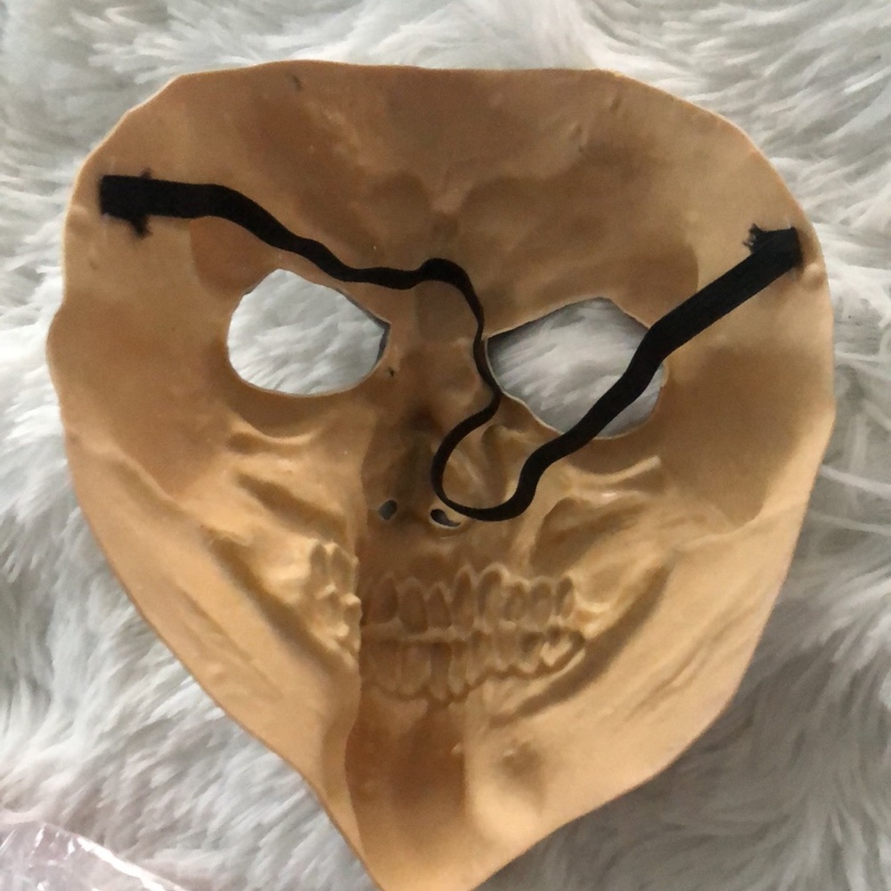 Skeleton Mask - Picture 2 of 2
